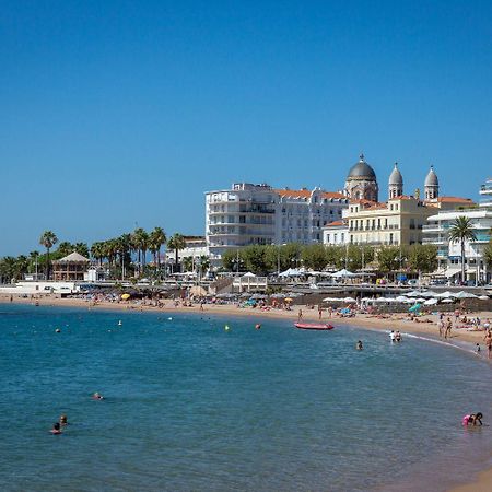 Promenade Des Bains Apartment Saint-Raphaël Buitenkant foto