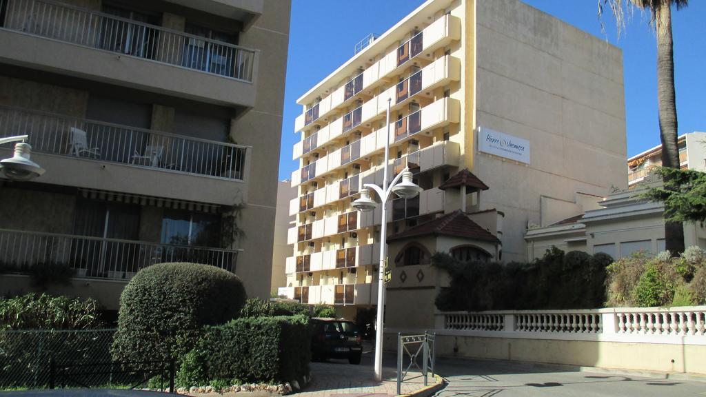 Promenade Des Bains Apartment Saint-Raphaël Kamer foto